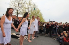 A E Les Annees 11 * 5184 x 3456 * (7.67MB)